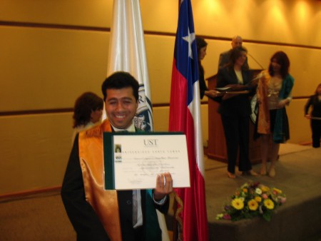 EN EL 2006 RECIBIENDO MI TITULO PROFESIONAL